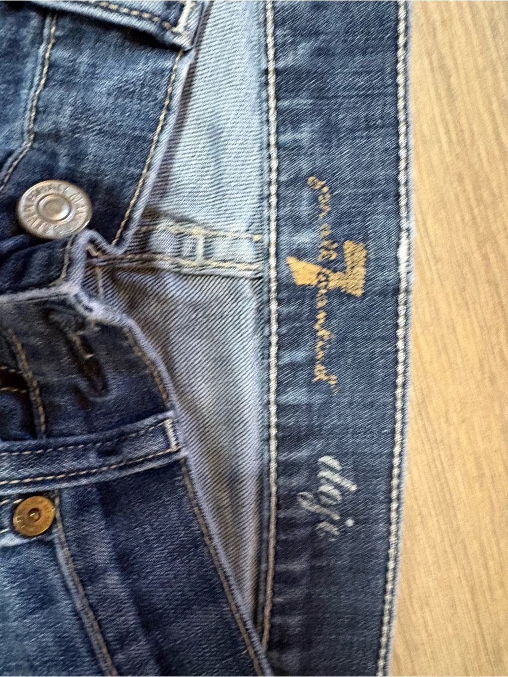 7 For All Mankind Women's Dark Blue Flare Jeans Dojo - Picture 3 of 4